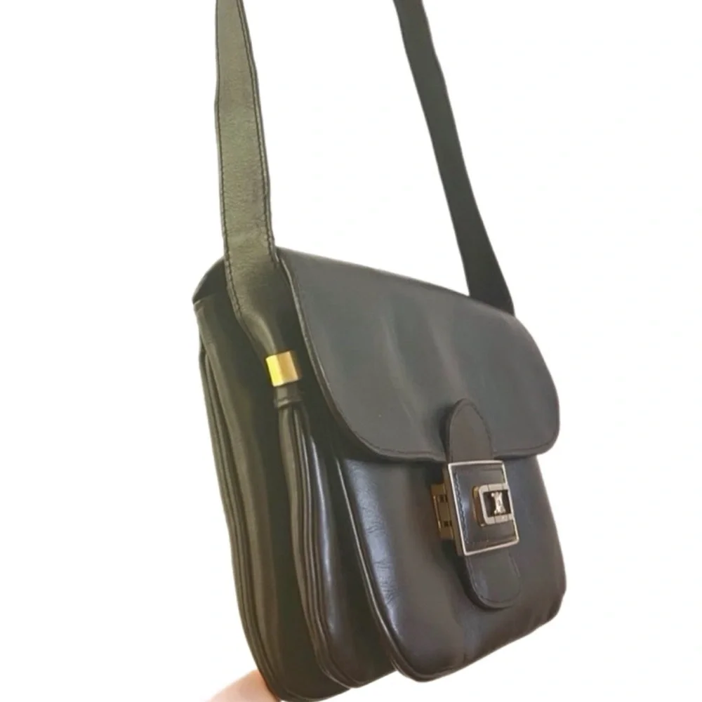 CELINE Signature Line Elegant Dark Brown Leather Shoulder Bag - Picture 2 of 13